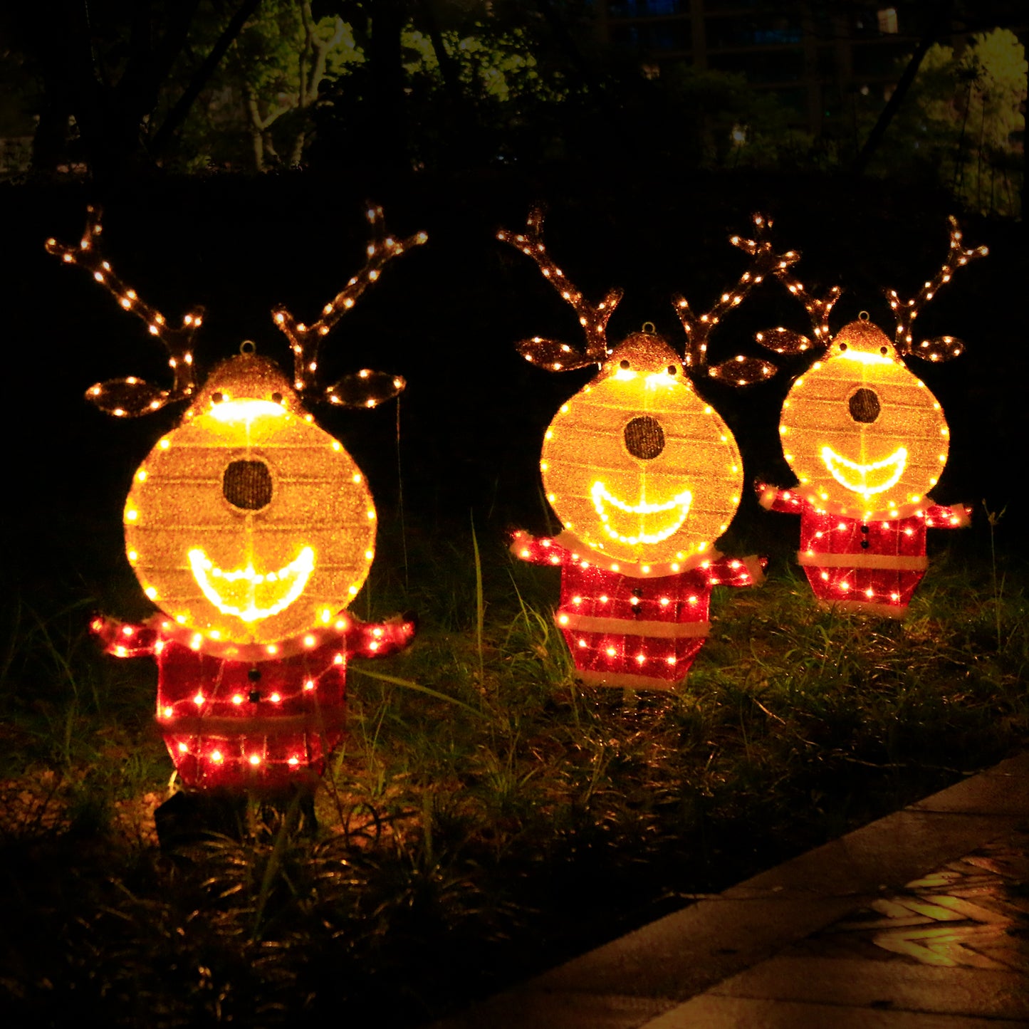 EAMBRITE Lighted Reindeer Outdoor Decorations
