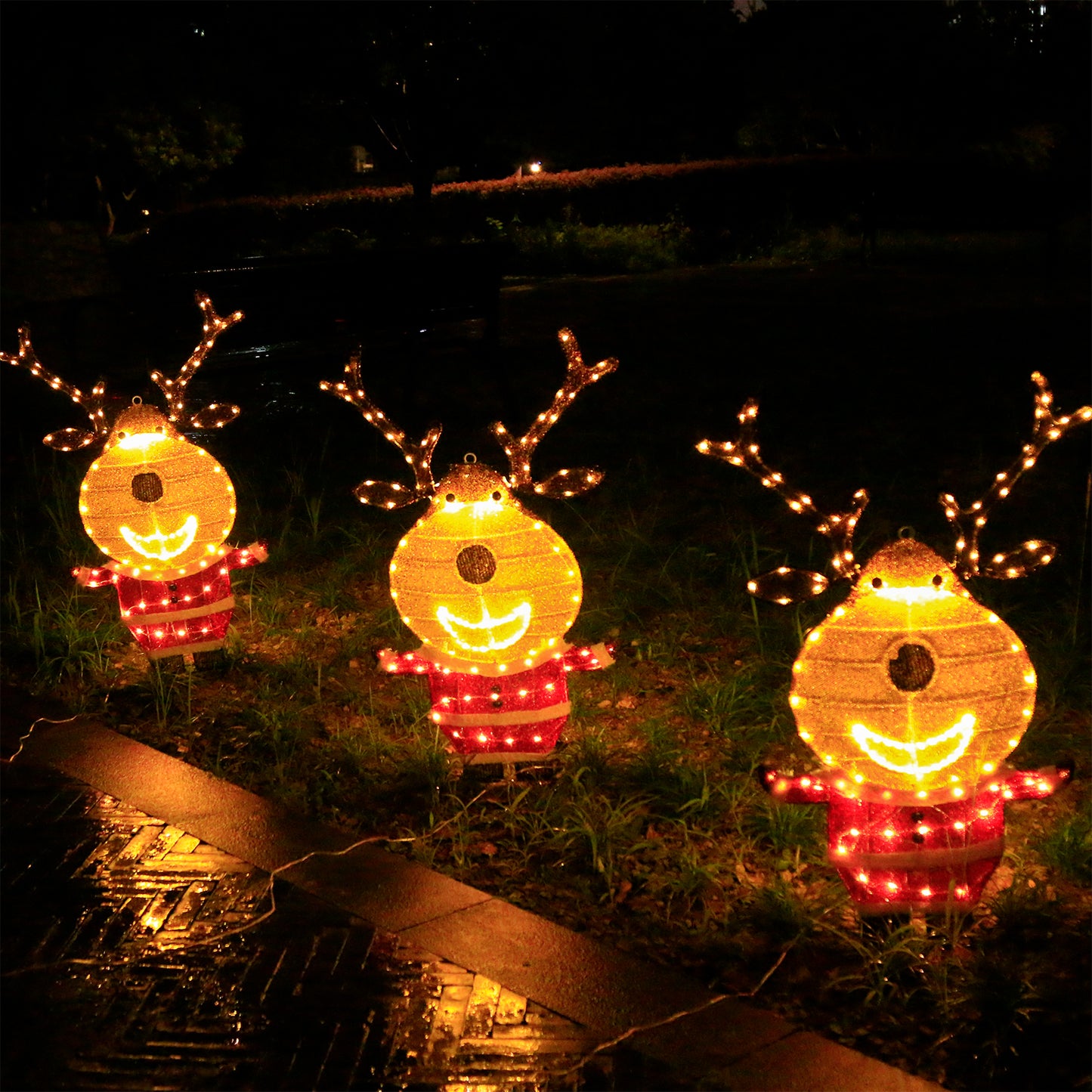 EAMBRITE Lighted Reindeer Outdoor Decorations